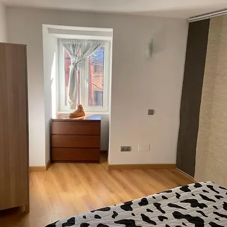 - Piso Centrico Y Muy Luminoso Apartmán Llivia